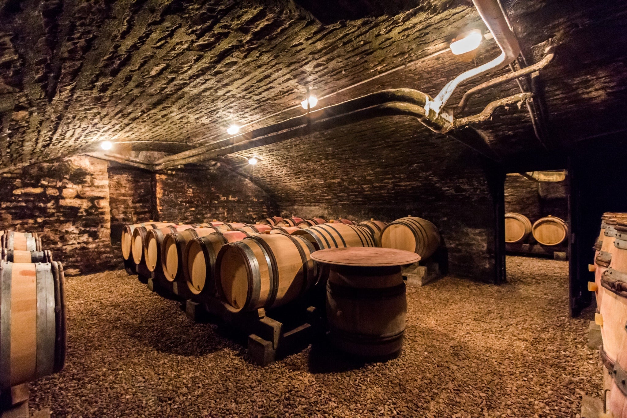 ポマール・レ・ヴィニョ Pommard Rouge – Les Vignots – LaraVin
